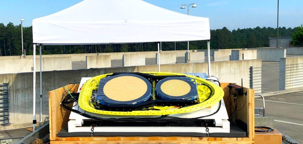 Thinkom Flat Panel Antenna